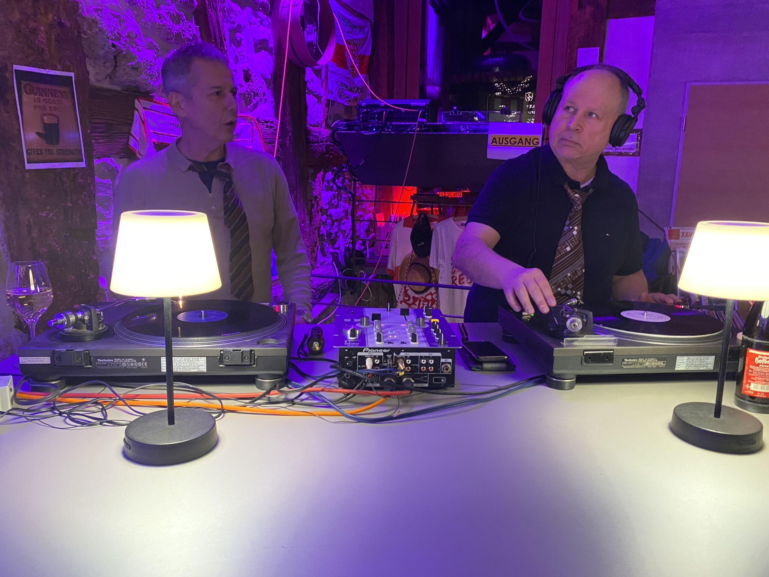 Frank & Olaf legen Schallplatten auf im zamma