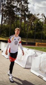 26-06 WM_Nübel