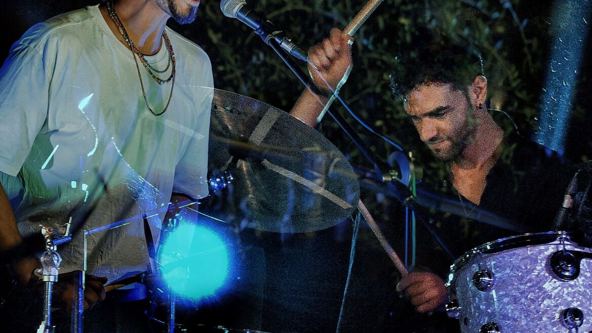 Celi Starace on stage