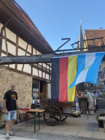Hof und Fahne